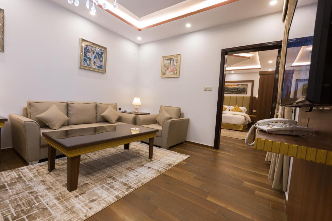 Luxury Hotel Apartments Tabuk Exterior foto